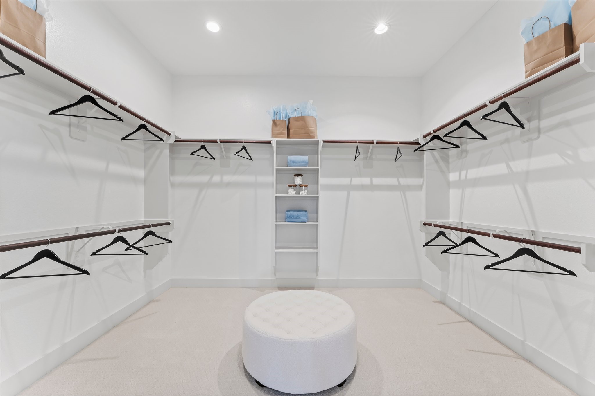 322 Marsh Wren Way Magnolia, TX 77354 - Photo 15 of 19 a view of a walk in closet