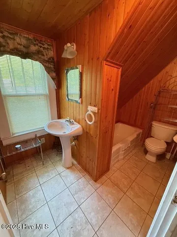 $185,000 | 465 6th Street, Aurora, NC 27806