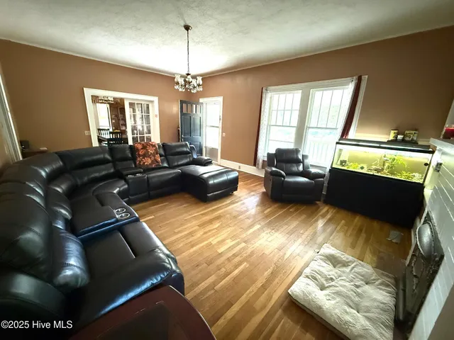 $185,000 | 465 6th Street, Aurora, NC 27806