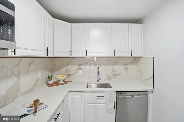 $360,000 | 8626 Village Square Drive, Unit 8626, Alexandria, VA 22309