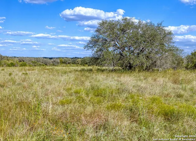 $180,000 | 0 Utopia Forest, D'Hanis, TX 78850