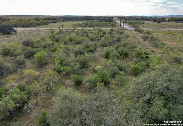 $180,000 | 0 Utopia Forest, D'Hanis, TX 78850