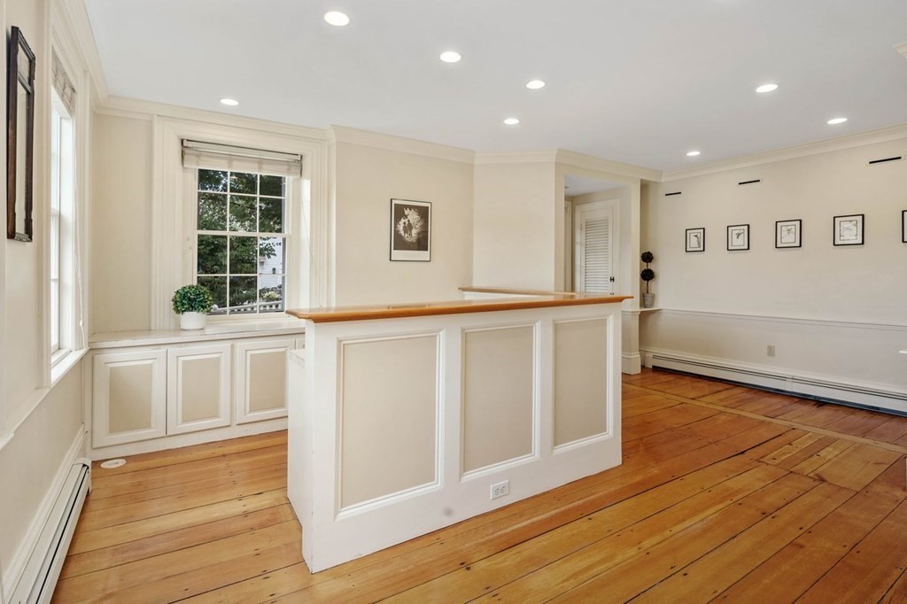 289 Main Street Hingham, MA 02043 - Photo 14 of 31