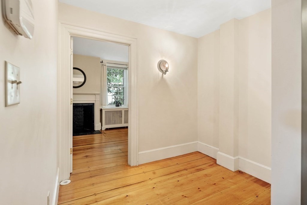289 Main Street Hingham, MA 02043 - Photo 15 of 31