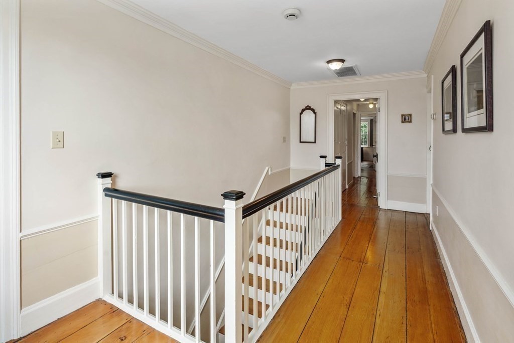 289 Main Street Hingham, MA 02043 - Photo 16 of 31