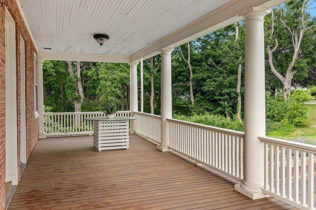 289 Main Street Hingham, MA 02043 - Photo 27 of 31