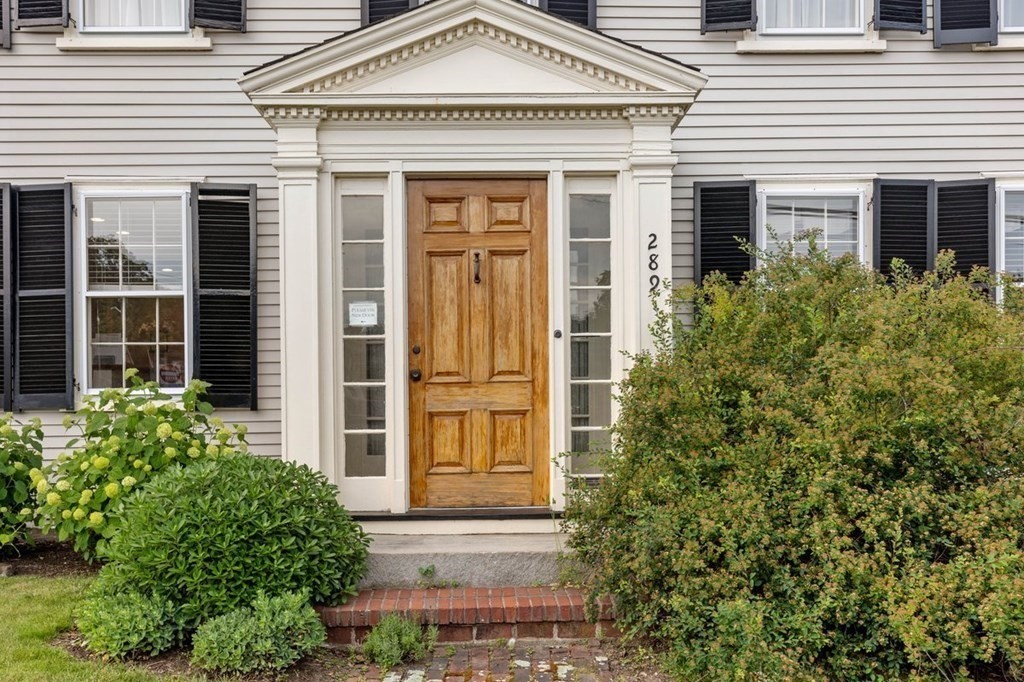 289 Main Street Hingham, MA 02043 - Photo 3 of 31