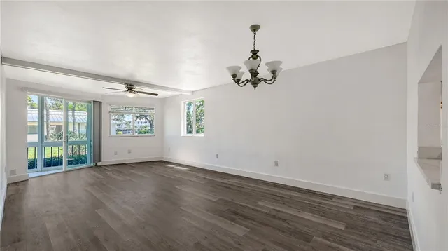 $560,000 | 771 John Ringling Boulevard, Unit 7, Sarasota, FL 34236