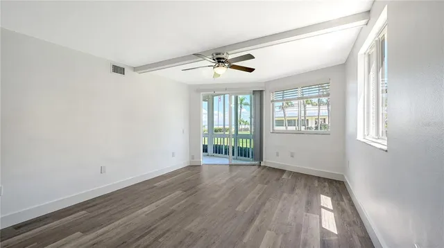 $560,000 | 771 John Ringling Boulevard, Unit 7, Sarasota, FL 34236