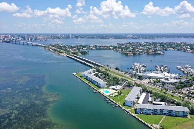 $560,000 | 771 John Ringling Boulevard, Unit 7, Sarasota, FL 34236