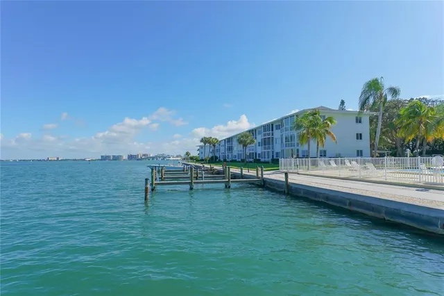 $560,000 | 771 John Ringling Boulevard, Unit 7, Sarasota, FL 34236