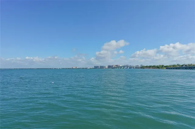 $560,000 | 771 John Ringling Boulevard, Unit 7, Sarasota, FL 34236