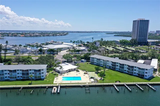 $560,000 | 771 John Ringling Boulevard, Unit 7, Sarasota, FL 34236