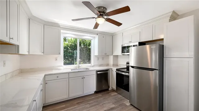 $560,000 | 771 John Ringling Boulevard, Unit 7, Sarasota, FL 34236