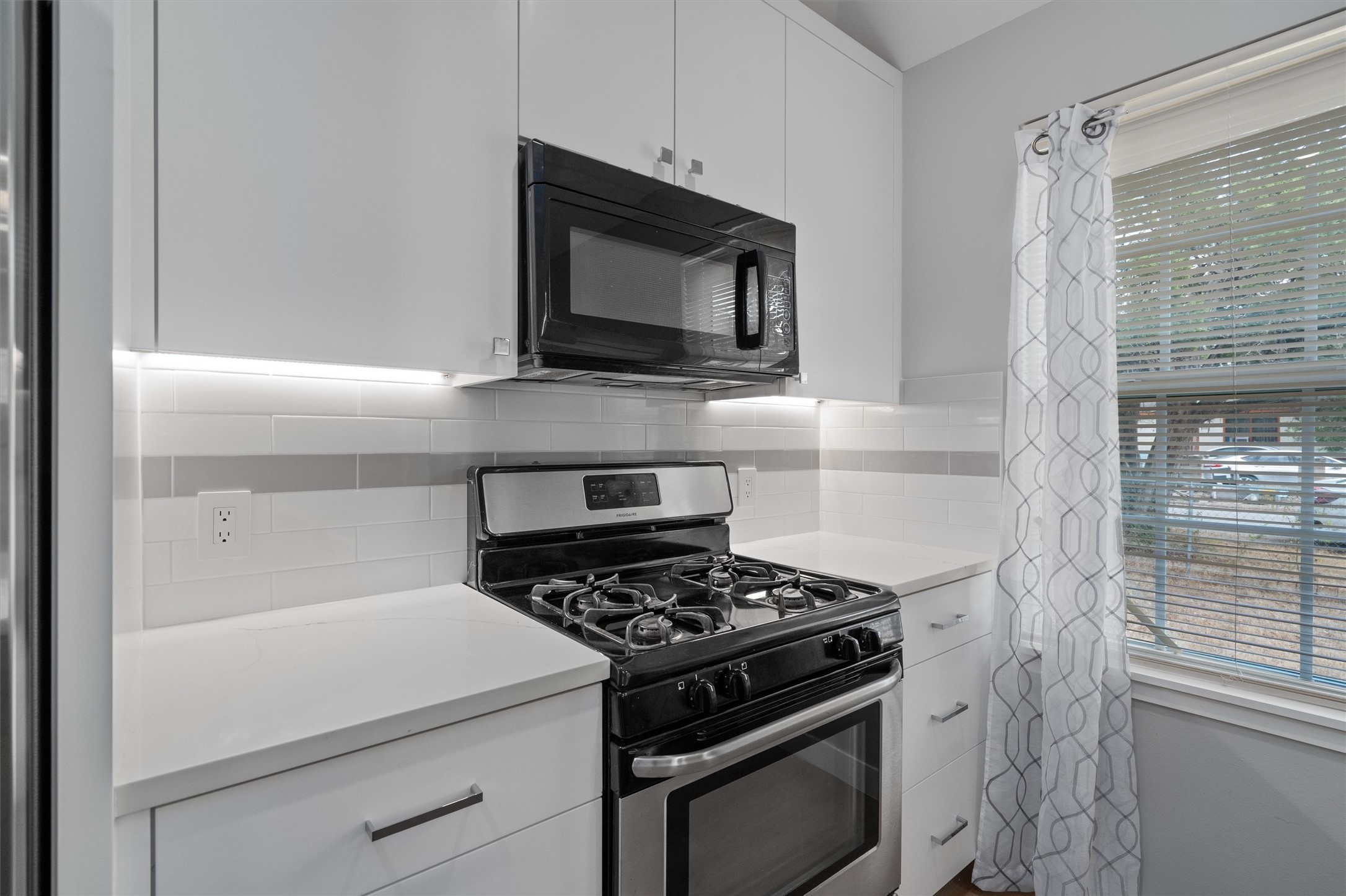 10004 1/2 Gail Road Austin, TX 78748 - Photo 8 of 28