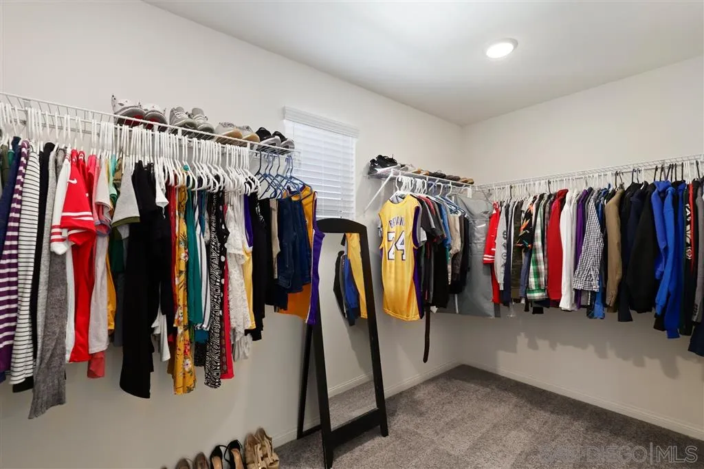 8604 Comiskey Way Santee, CA 92071 - Photo 14 of 25 Gallery Image 14