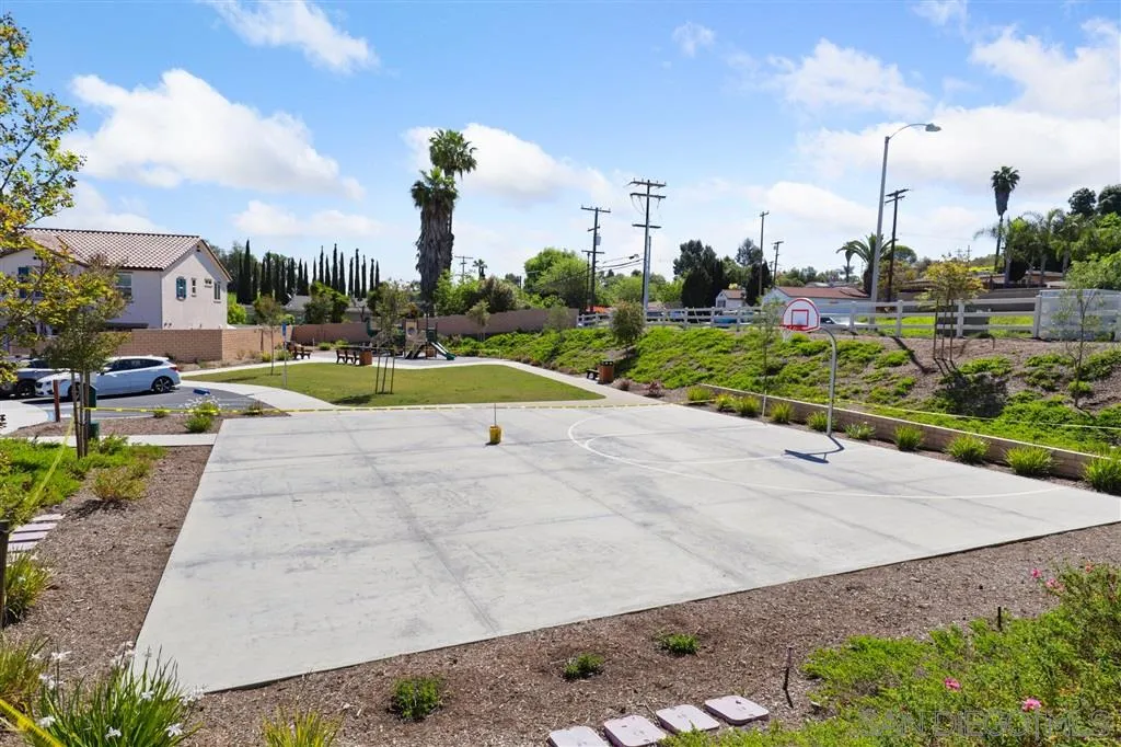8604 Comiskey Way Santee, CA 92071 - Photo 24 of 25 Gallery Image 24