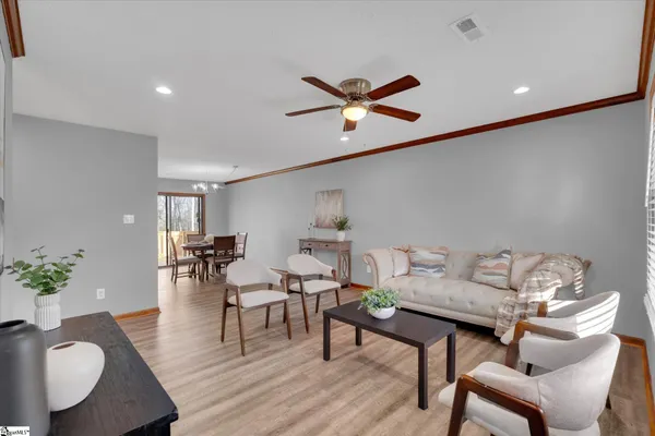 $304,900 | 130 Poplar Knoll Drive, Moore, SC 29369