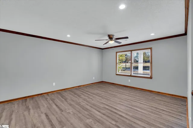 $324,900 | 130 Poplar Knoll Drive, Moore, SC 29369