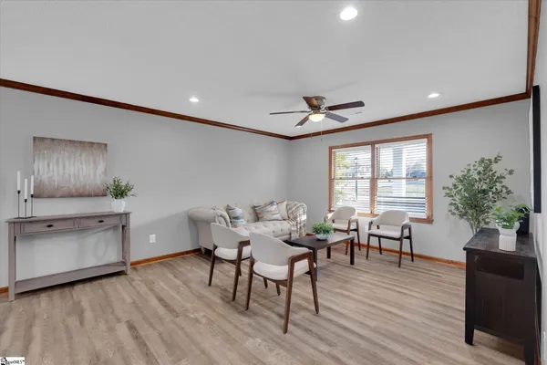 $304,900 | 130 Poplar Knoll Drive, Moore, SC 29369
