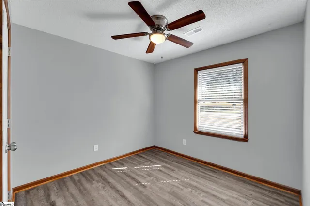 $324,900 | 130 Poplar Knoll Drive, Moore, SC 29369