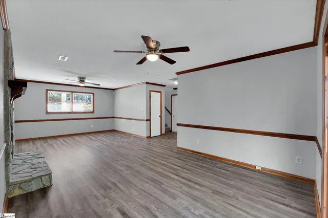 $324,900 | 130 Poplar Knoll Drive, Moore, SC 29369