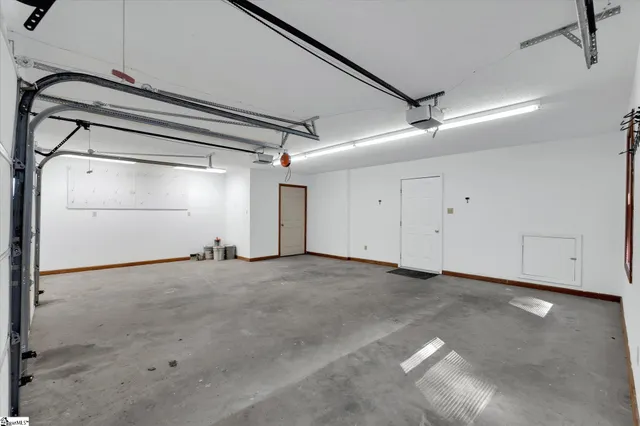 $324,900 | 130 Poplar Knoll Drive, Moore, SC 29369