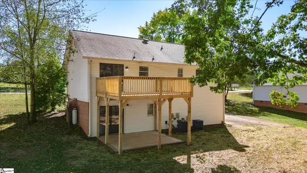 $304,900 | 130 Poplar Knoll Drive, Moore, SC 29369