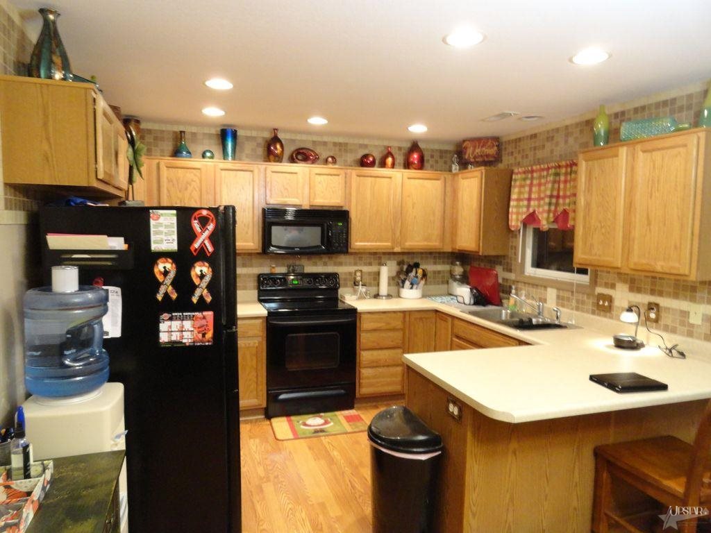 1013 Downridge Drive Decatur, IN 46733 - Photo 2 of 10