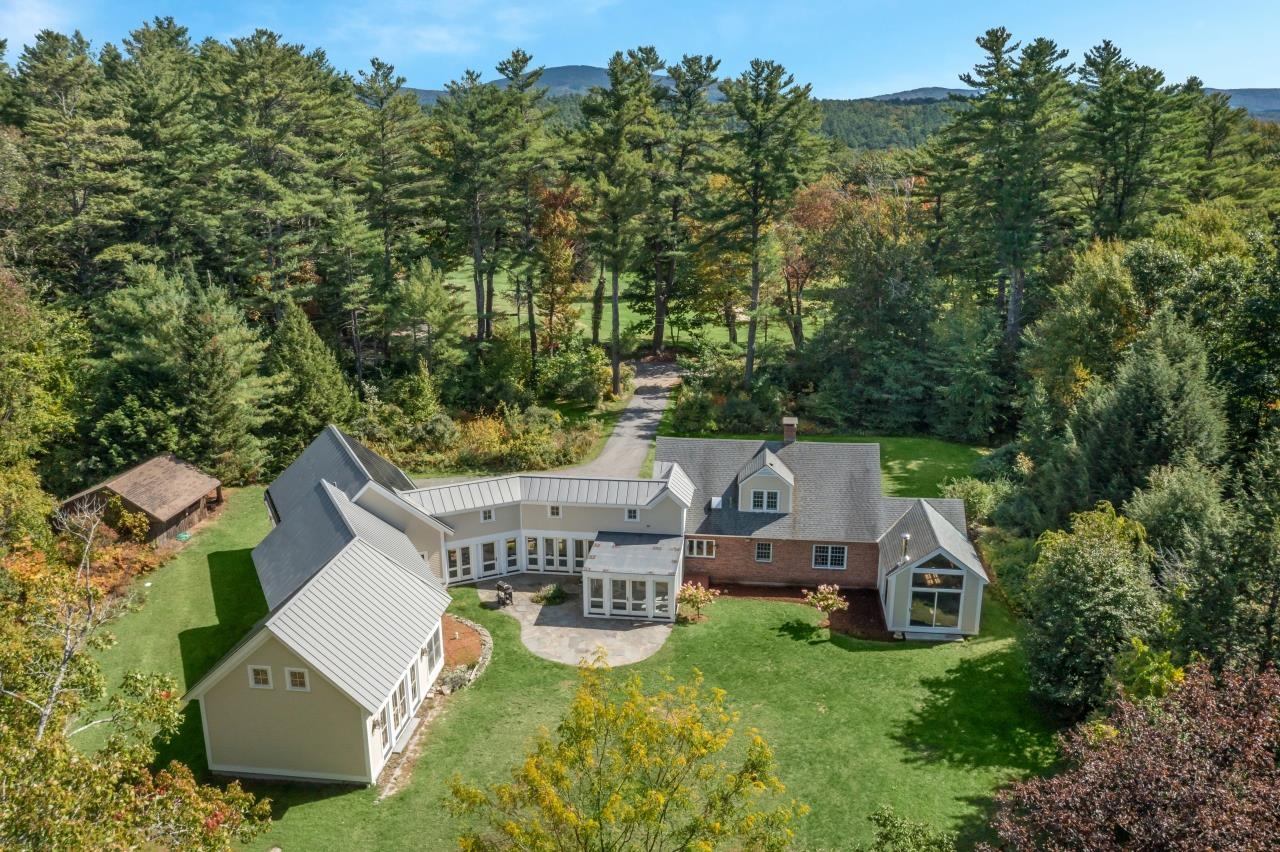 54 High Street Peterborough, NH 03458 - Photo 2 of 31