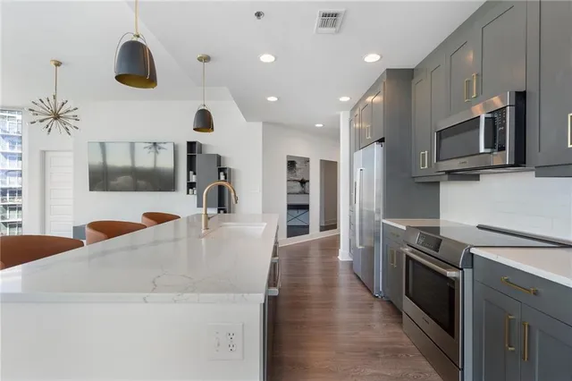 $849,900 | 1080 Peachtree Street Northeast, Unit 1610, Atlanta, GA 30309