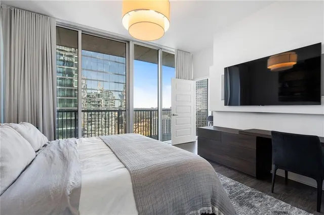 $849,900 | 1080 Peachtree Street Northeast, Unit 1610, Atlanta, GA 30309