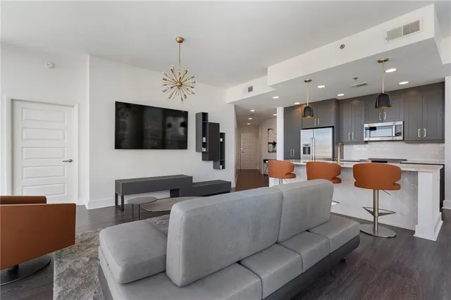 $849,900 | 1080 Peachtree Street Northeast, Unit 1610, Atlanta, GA 30309