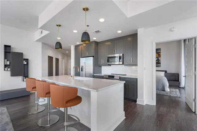 $849,900 | 1080 Peachtree Street Northeast, Unit 1610, Atlanta, GA 30309