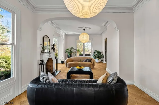 $1,370,000 | 1370 Johnston Drive, Watchung, NJ 07069