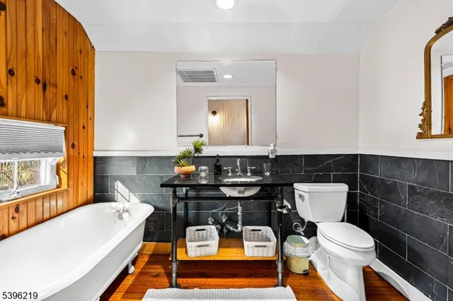 $1,370,000 | 1370 Johnston Drive, Watchung, NJ 07069