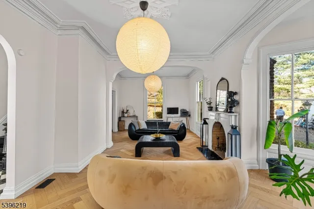 $1,370,000 | 1370 Johnston Drive, Watchung, NJ 07069