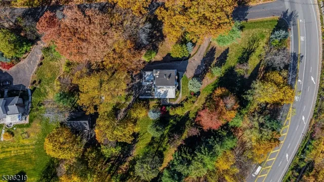 $1,370,000 | 1370 Johnston Drive, Watchung, NJ 07069