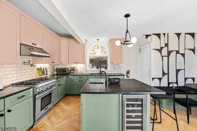 $1,370,000 | 1370 Johnston Drive, Watchung, NJ 07069