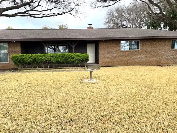 $2,900 | 2026 A Junction Highway, Kerrville, TX 78028