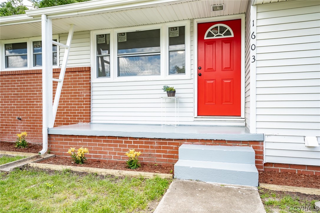1603 Enon Church Road Chester, VA 23836 - Photo 4 of 32 Stunning Curb Appeal welcomes you home!