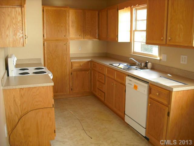 3412 Griffith Road Monroe, NC 28112 - Photo 3 of 10