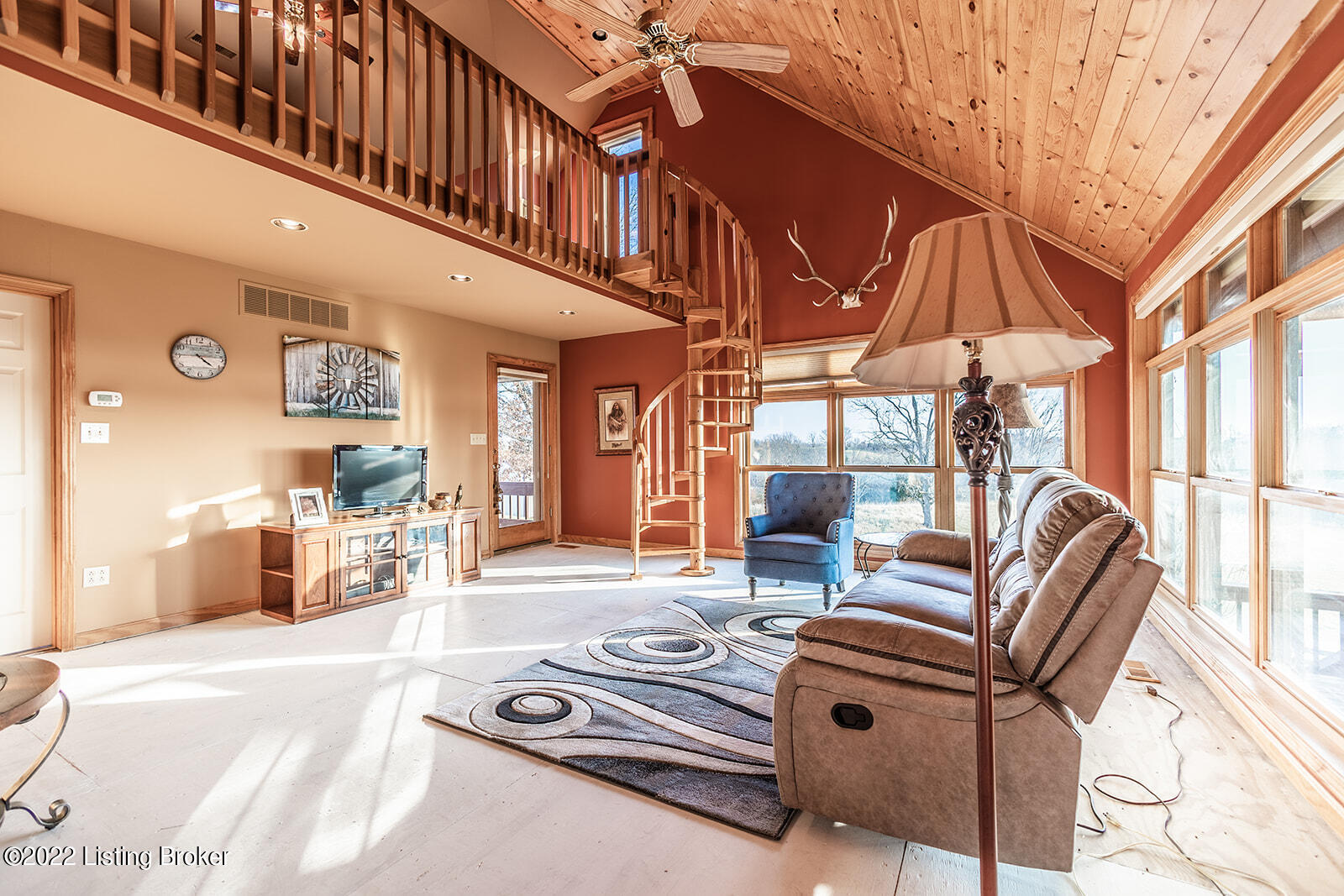 1855 Mt Zion Road Frankfort, KY 40601 - Photo 5 of 66 18'x20' family room, great natural light