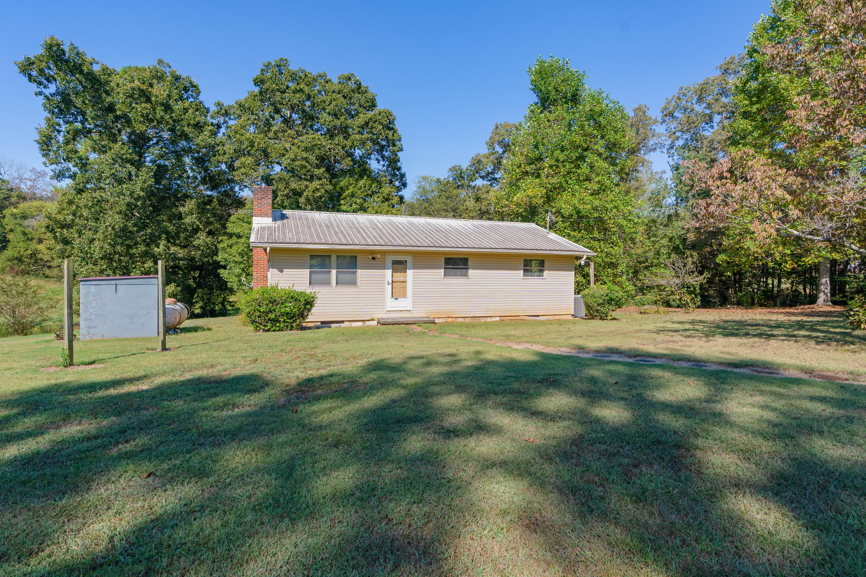 3521 Chatata Valley Road Northeast Charleston, TN 37310 - Photo 7 of 48 18 - 3521 Chatata Valley - Exterior