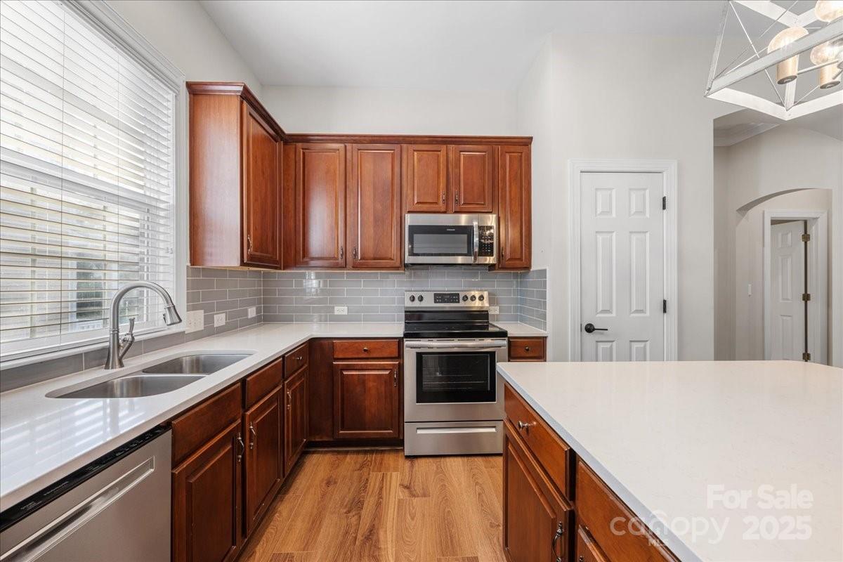 4148 Cedar Point Avenue Matthews, NC 28104 - Photo 19 of 48