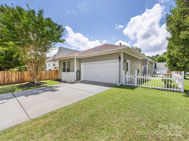 $450,000 | 4148 Cedar Point Avenue, Matthews, NC 28104