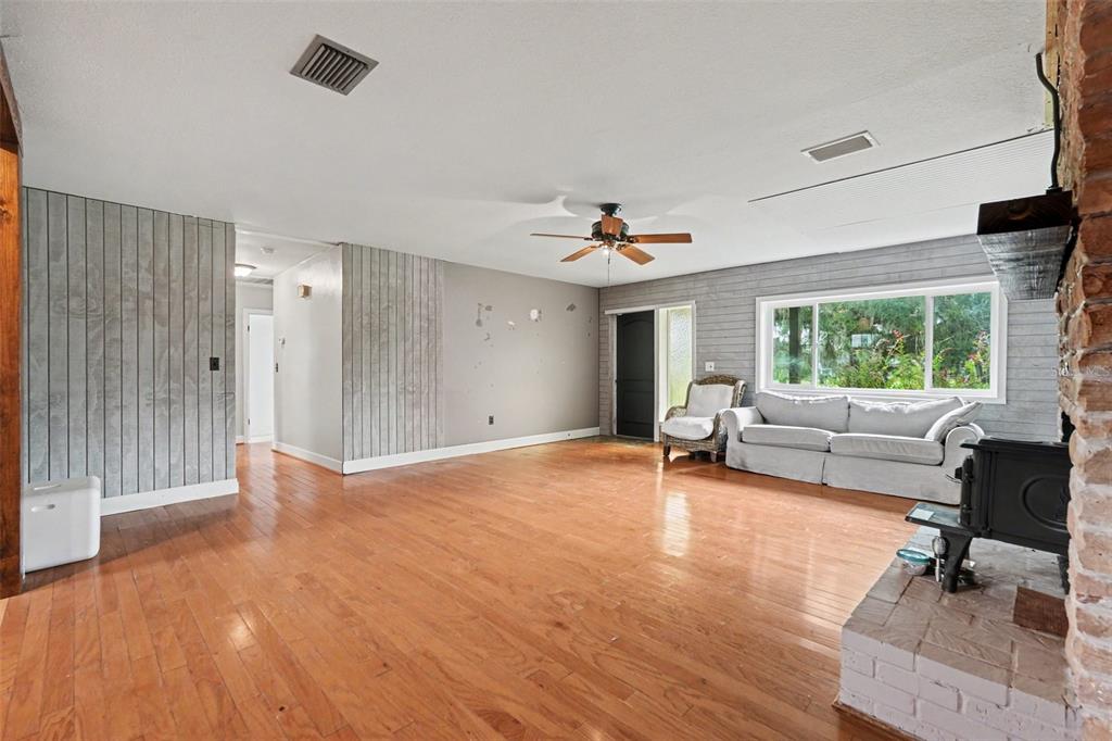 36653 Blanton Road Dade City, FL 33523 - Photo 6 of 31 Gallery Image 6