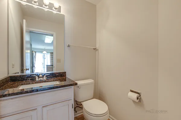 $2,400 | 1291 Orleans Drive, Mundelein, IL 60060