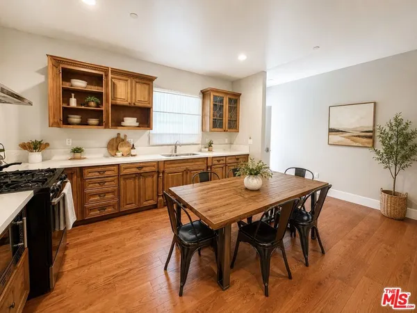 $6,250 | 1212 West 37th Drive, Unit 2, Los Angeles, CA 90007