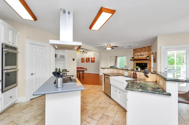 $9,500 | 1730 Lakeshore Drive, Kingwood, TX 77339